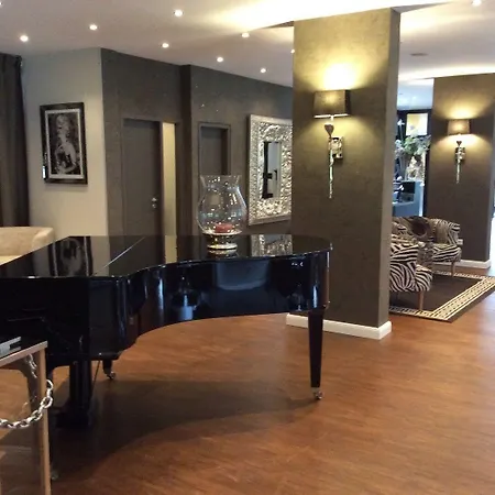 Hotel Luisenpark 3*