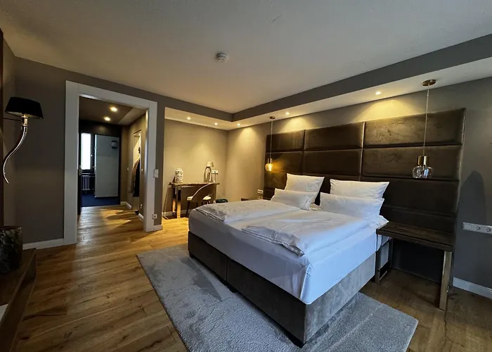 Luisenpark מלון באד ברגזברן