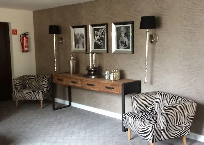 מלון Luisenpark 3*