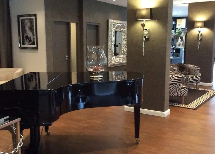 מלון Luisenpark 3*