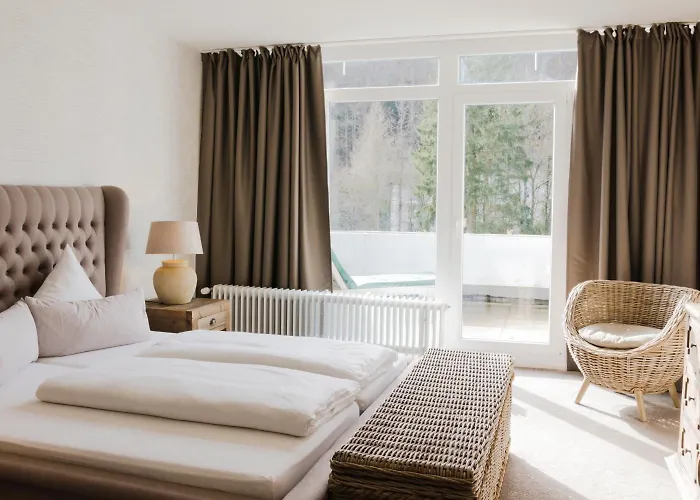 Luisenpark מלון באד ברגזברן